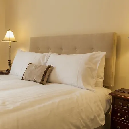 College Hill House 4* Slane