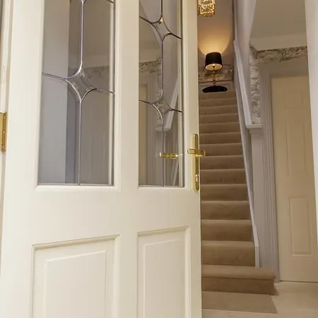 College Hill House Bed & Breakfast 4*