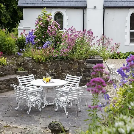 Bed & Breakfast College Hill House 4*