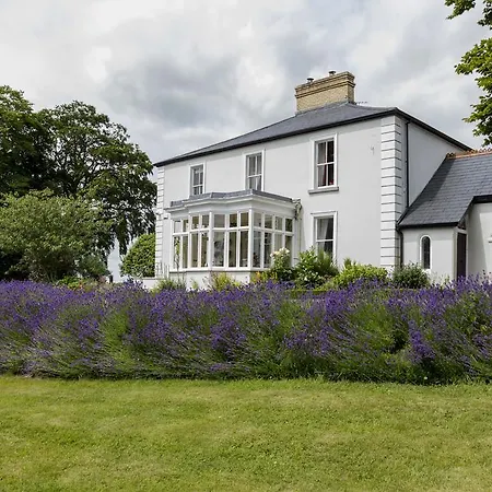 College Hill House Bed & Breakfast