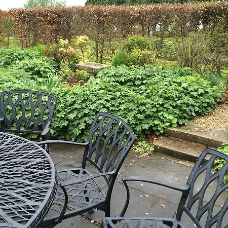 Bed & Breakfast College Hill House 4*