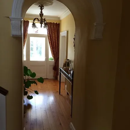 College Hill House Bed & Breakfast